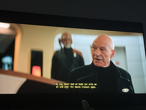 Sir Patrick Stewart som den ældre Jean Luc Picard